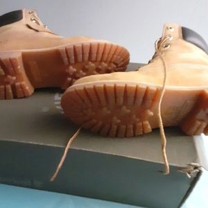 Timberland boots 9M
